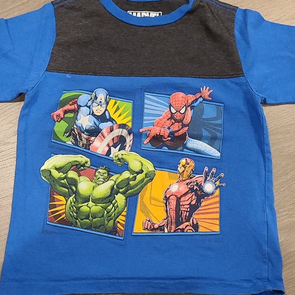 Avengers Shirt Size 6/7 - Picture 1 of 1